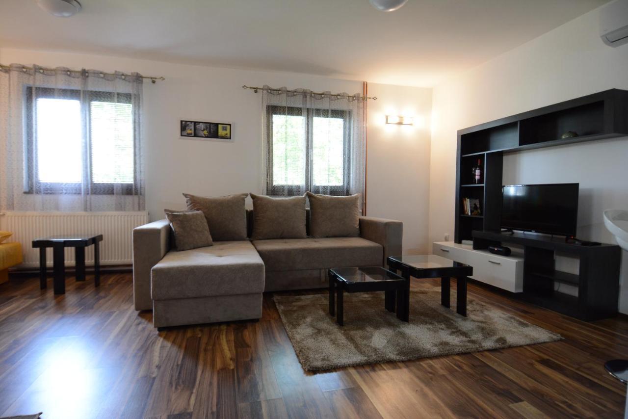 Apartmani Ogi I Ana 바이나 바슈타 외부 사진