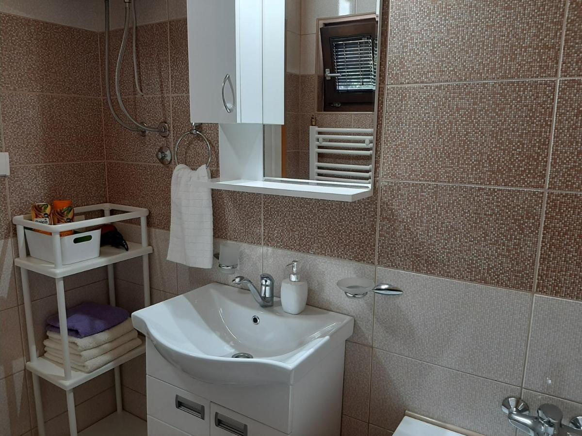 Apartmani Ogi I Ana 바이나 바슈타 외부 사진